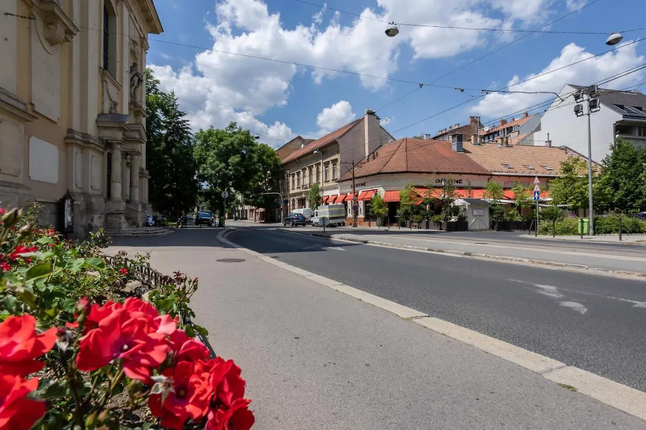Gellert Mountain Apartment Budapest 0*,