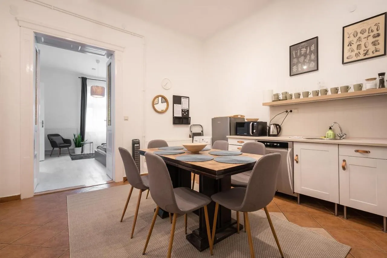 Gellert Mountain Apartment بودابست المجر